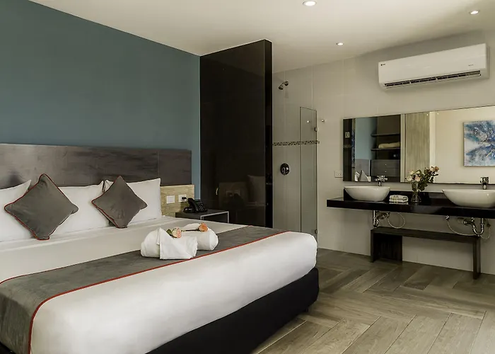 Bfh Attraction Deluxe Hotel Playa del Carmen