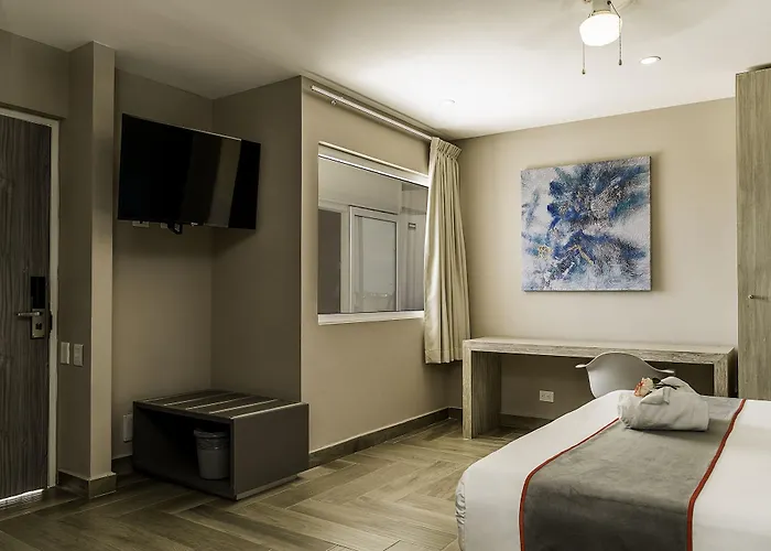 Hotel Bfh Attraction Deluxe 3*
